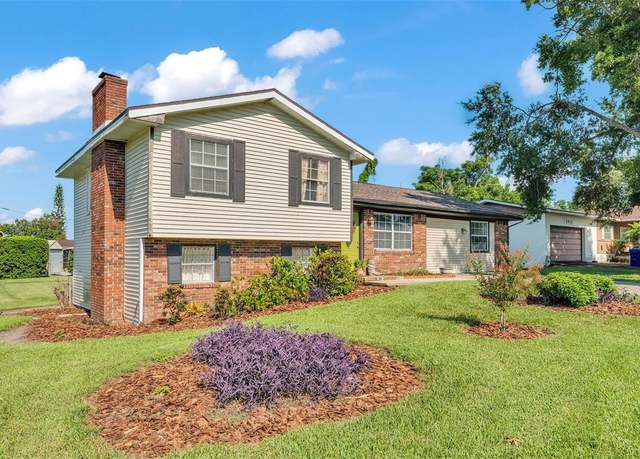 Property at 4908 Celia Cir W, Lakeland, FL 33813, 4 beds, 2 baths