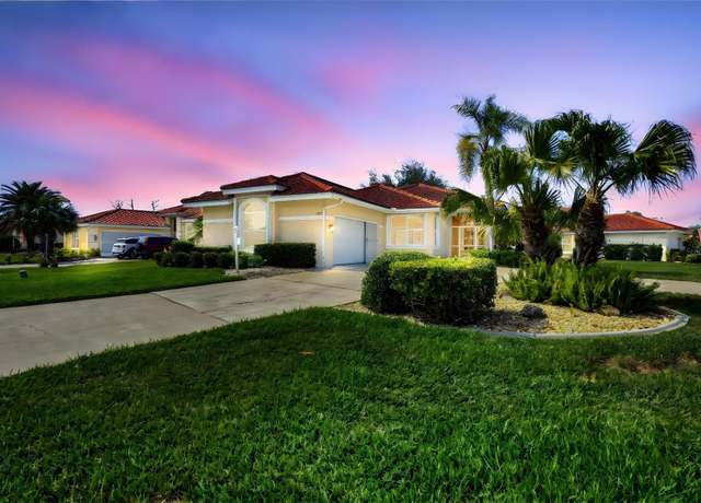 Property at 8356 Creekview Ln, Englewood, FL 34224, 2 beds, 2 baths