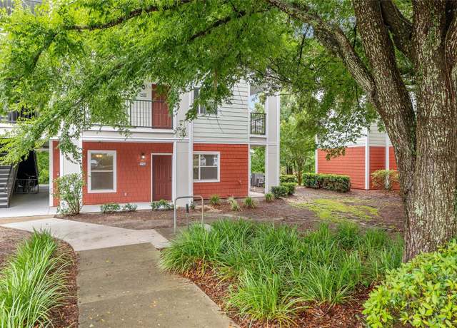 Property at 2360 SW Archer Rd #1102, Gainesville, FL 32608, 1 bed, 1 bath
