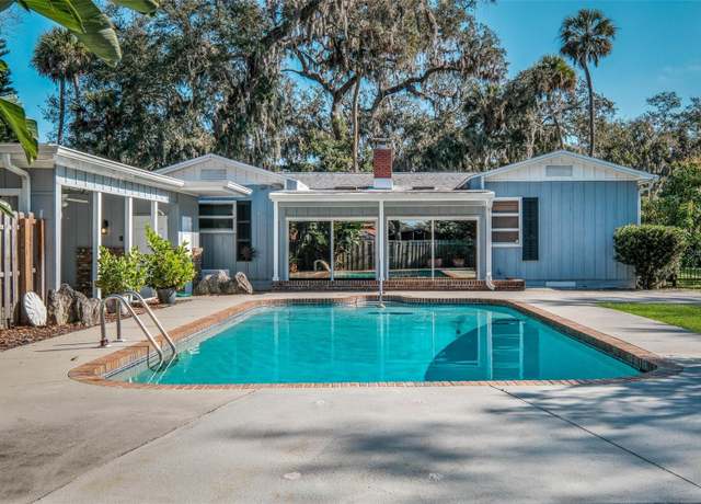 Property at 820 Faulkner St, New Smyrna Beach, FL 32168, 3 beds, 2 baths