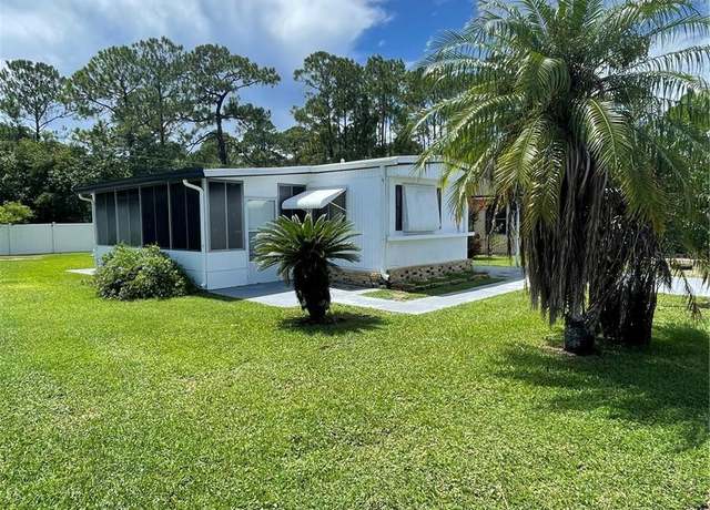 Property at 928 Blue Heron Blvd, Osteen, FL 32764, 2 beds, 2 baths