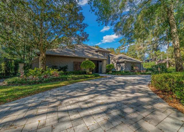 Property at 5004 SE 5th Ave, Ocala, FL 34480, 4 beds, 4.5 baths