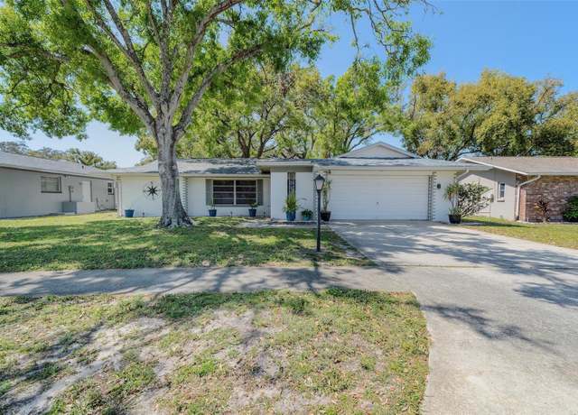 Property at 3219 Spanish Moss Ln, Palm Harbor, FL 34684, 2 beds, 2 baths