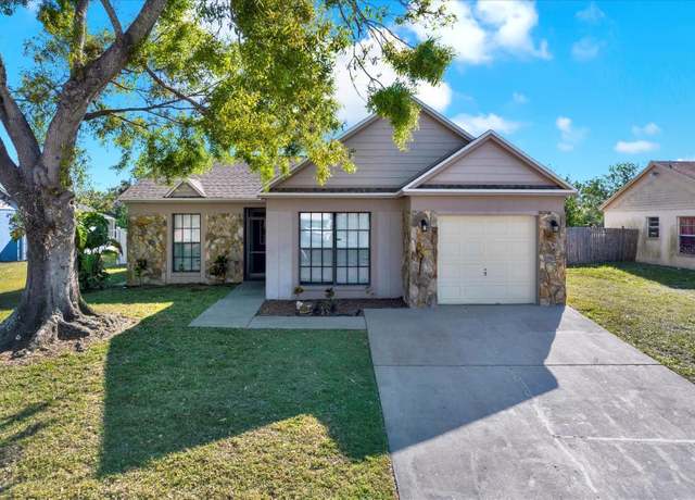 Property at 5650 25th Street Cir E, Bradenton, FL 34203, 3 beds, 2 baths