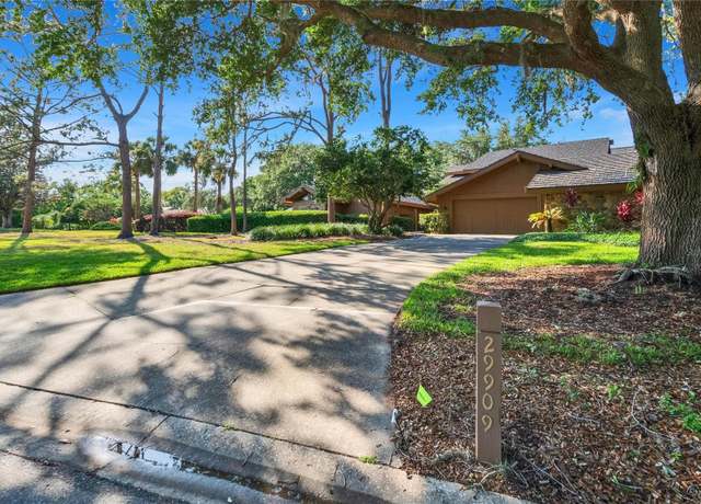 Property at 29909 Baywood Ln, Wesley Chapel, FL 33543, 3 beds, 2.5 baths