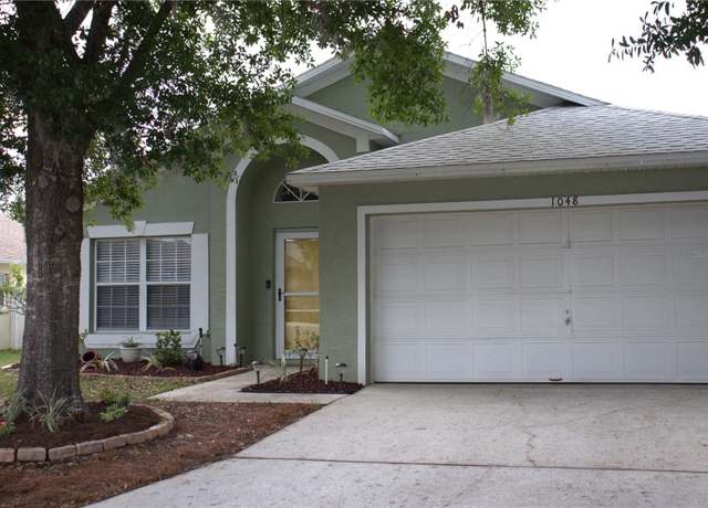 Property at 1048 Winding Water Way, Clermont, FL 34714, 5 beds, 2.5 baths