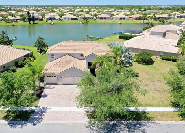 Property at 3600 Harbor Isles Ct, Kissimmee, FL 34746, 4 beds, 3.5 baths