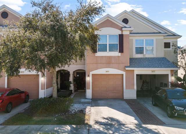 Property at 26614 Castleview Way, Wesley Chapel, FL 33544, 3 beds, 2.5 baths