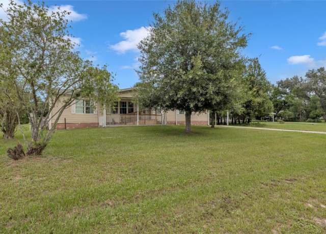 Property at 33907 Coddle Ct, Wesley Chapel, FL 33543, 4 beds, 2 baths