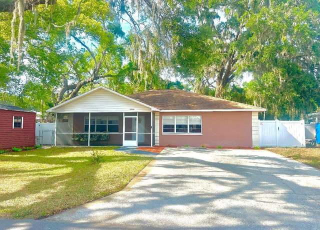 Property at 37733 14th Ave, Zephyrhills, FL 33542, 4 beds, 4 baths
