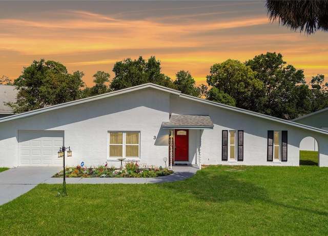 Property at 3 Flamingo Dr, Palm Coast, FL 32137, 2 beds, 2 baths