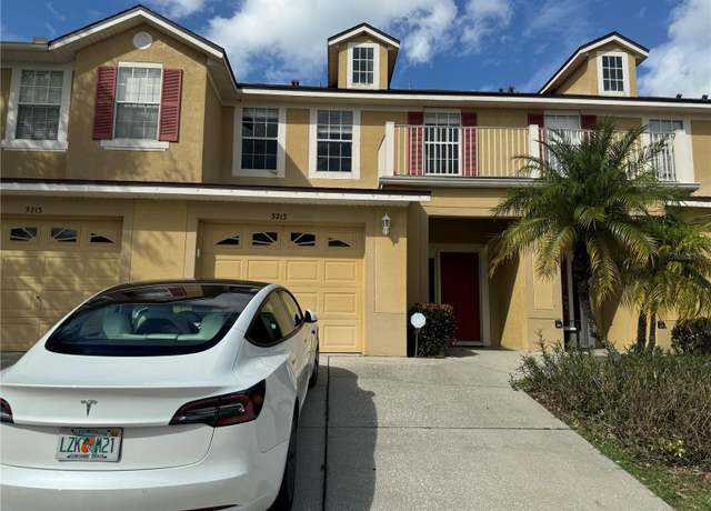 Property at 3213 Holderness Dr, Kissimmee, FL 34741, 3 beds, 2.5 baths