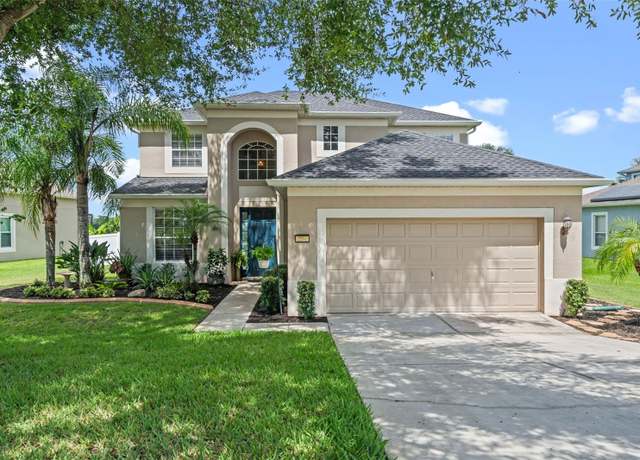Property at 594 Hernando Pl, Clermont, FL 34715, 5 beds, 3.5 baths