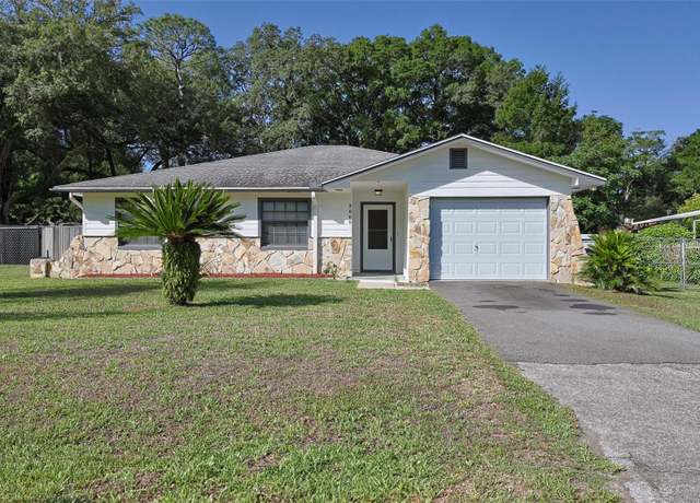 Property at 5060 NE 4th St, Ocala, FL 34470, 3 beds, 2 baths