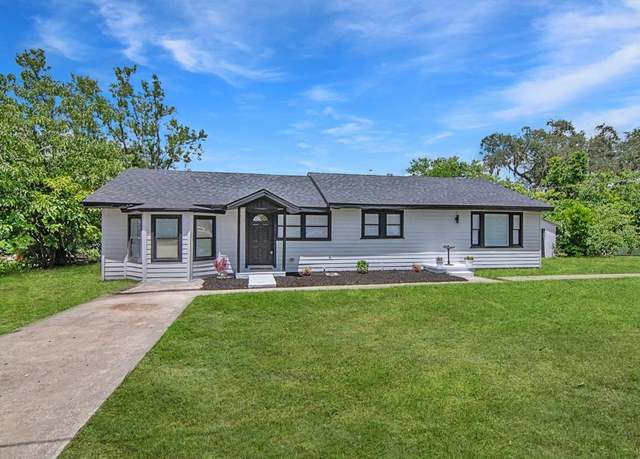 Property at 1006 W Morse St, Plant City, FL 33563, 3 beds, 2 baths