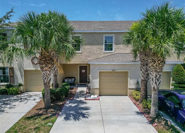 Property at 9720 Hound Chase Dr, Gibsonton, FL 33534, 3 beds, 2.5 baths
