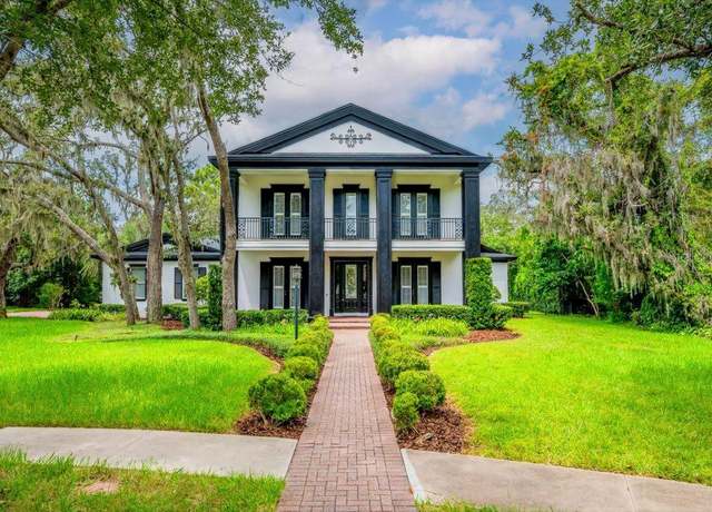 Property at 16301 Dunlindale Dr, Lithia, FL 33547, 4 beds, 4.5 baths