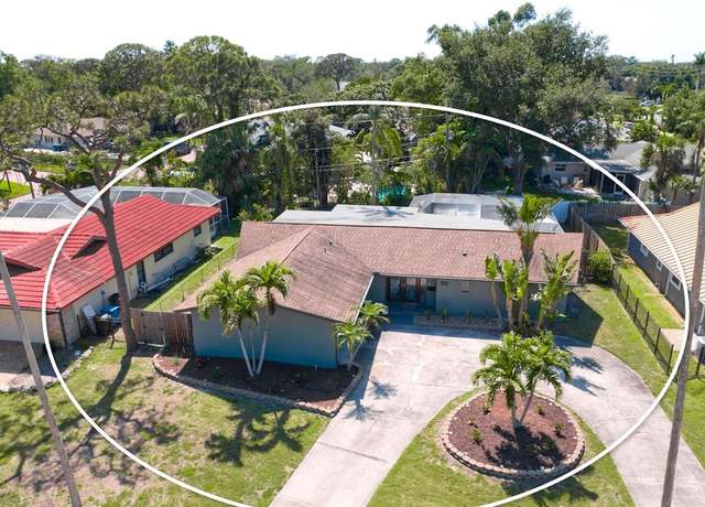 Property at 7019 10th St S, St Petersburg, FL 33705, 3 beds, 2 baths