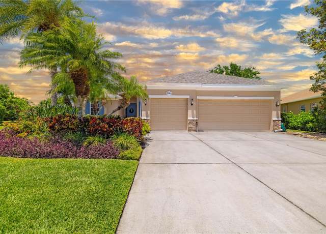 Property at 7804 Edmonston Cir, University Park, FL 34201, 4 beds, 3 baths