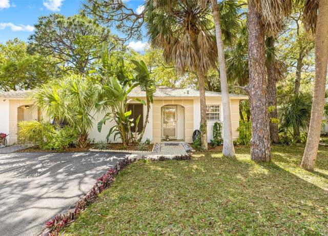 Property at 614 N Jefferson Ave #27, Sarasota, FL 34237, 2 beds, 2 baths