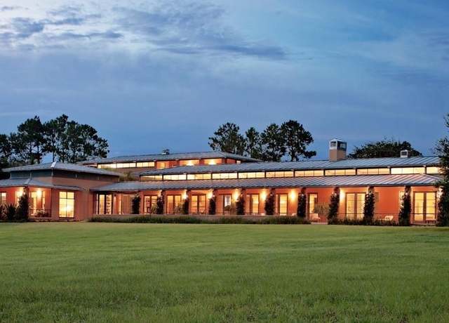 Property at 2300 N Scenic Hwy #120, Lake Wales, FL 33898, 4 beds, 4.5 baths