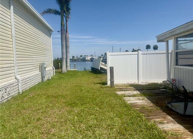 Property at 2858 Trinidad Way, Palmetto, FL 34221