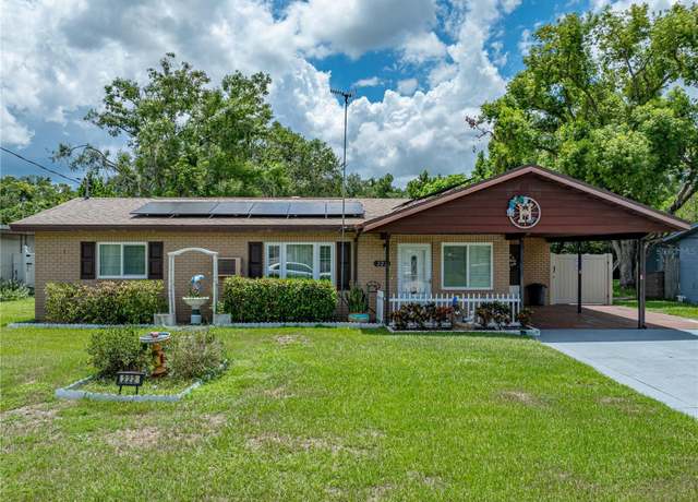 Property at 222 5th St, Winter Haven, FL 33880, 3 beds, 1 bath