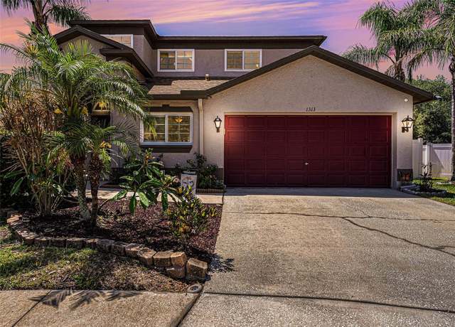 Property at 1313 Key West Ct, Wesley Chapel, FL 33544, 5 beds, 3 baths