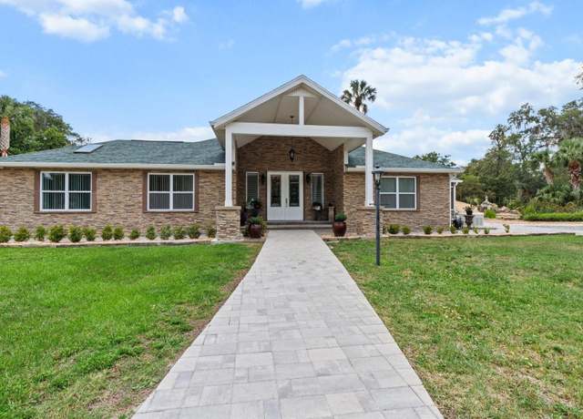 Property at 170 SW 80th St, Ocala, FL 34476, 4 beds, 4 baths