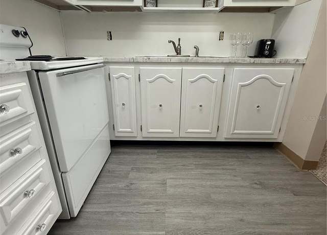 Property at 11719 Boynton Ln, New Port Richey, FL 34654, 1 bed, 1.5 baths