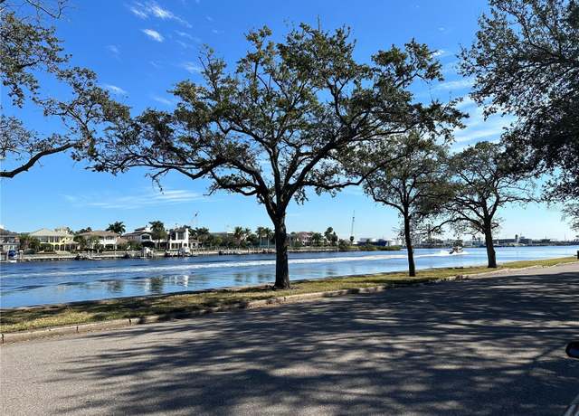Property at 232 Channel Dr, Tampa, FL 33606