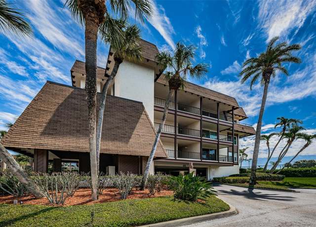 Property at 3021 Countryside Blvd Unit 28A, Clearwater, FL 33761, 3 beds, 2 baths