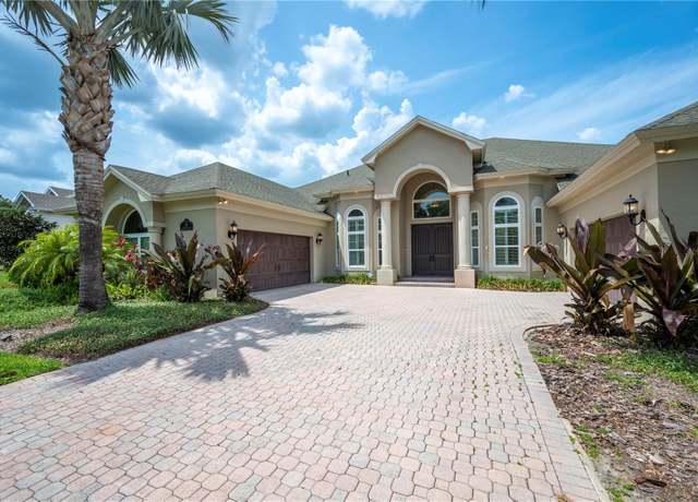 Property at 715 Hanover Ct, Lakeland, FL 33813, 4 beds, 3.5 baths