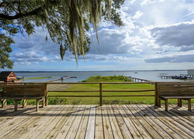 Property at 13414 SE 124th Pl, Ocklawaha, FL 32179, 2 beds, 1 bath
