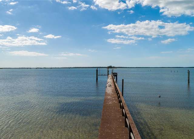 Property at 1129 Victoria Dr, Dunedin, FL 34698
