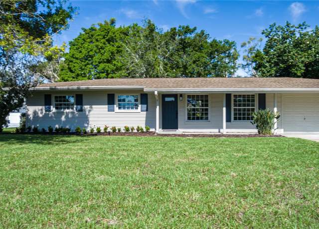 Property at 616 59th St NW, Bradenton, FL 34209, 3 beds, 2 baths