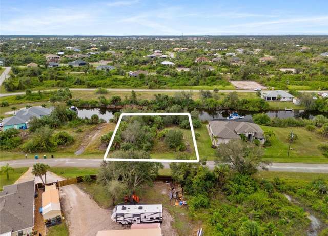 Property at 13902 Begonia Cir, Port Charlotte, FL 33981