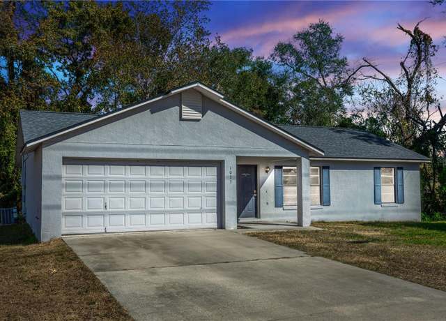 Property at 1073 Humphrey Blvd, Deltona, FL 32738, 3 beds, 2 baths