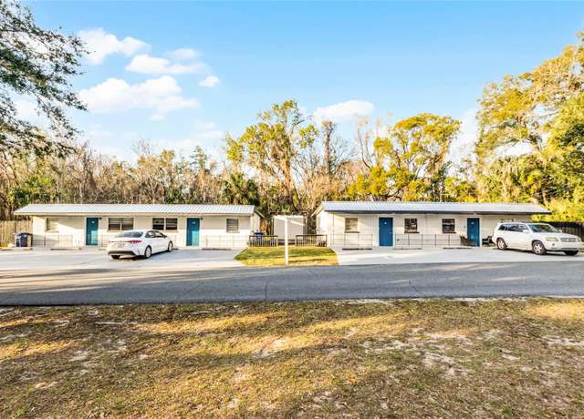 Property at 767 NE 6th St, Crystal River, FL 34428, 8 beds, 4 baths