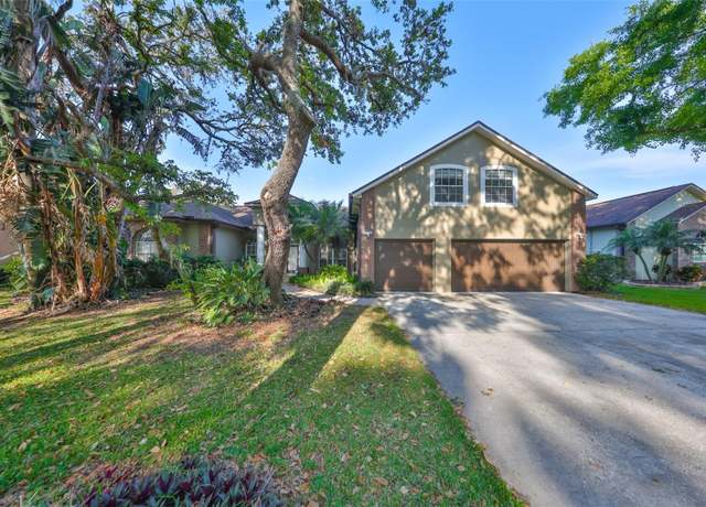 Property at 2561 Regal River Rd, Valrico, FL 33596, 4 beds, 3.5 baths