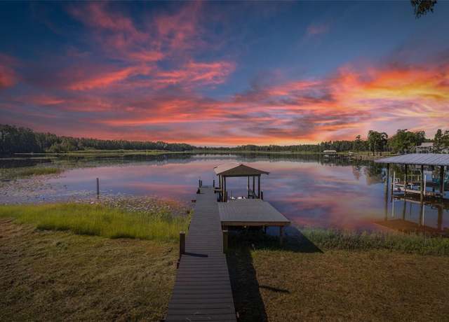 Property at 1850 Daiquiri Ln, Lutz, FL 33549, 3 beds, 2.5 baths