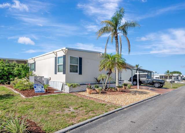 Property at 845 Jolanda Cir, Venice, FL 34285, 2 beds, 2 baths