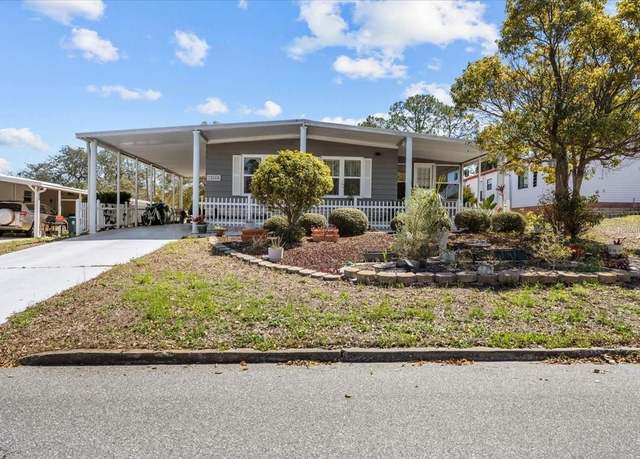 Property at 12459 Fairway Ave, Brooksville, FL 34613, 3 beds, 2 baths