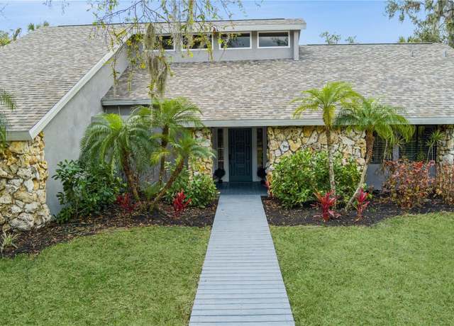 Property at 4931 Hidden Oaks Trl, Sarasota, FL 34232, 5 beds, 2.5 baths