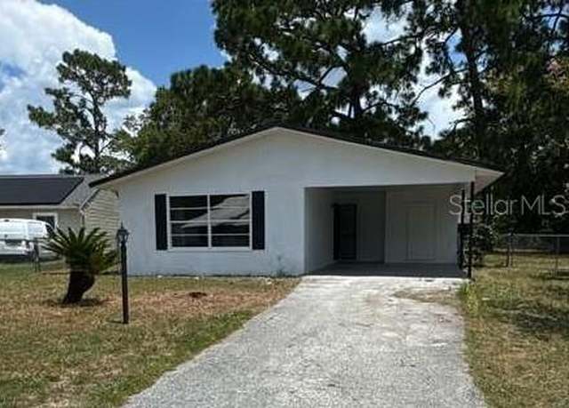 Property at 32 Spring Loop Cir, Ocala, FL 34472, 3 beds, 2 baths