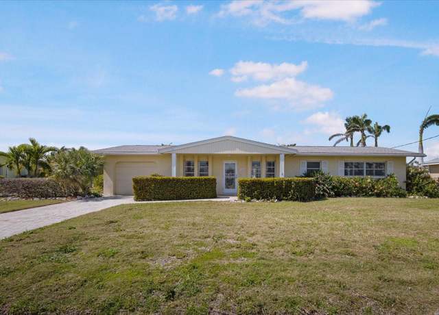 Property at 516 71st St, Holmes Beach, FL 34217, 2 beds, 2 baths