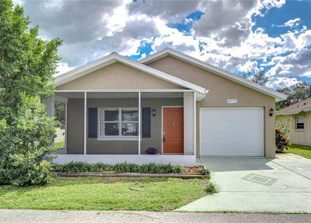 Property at 4772 Silver Cir, Zephyrhills, FL 33541, 2 beds, 2 baths