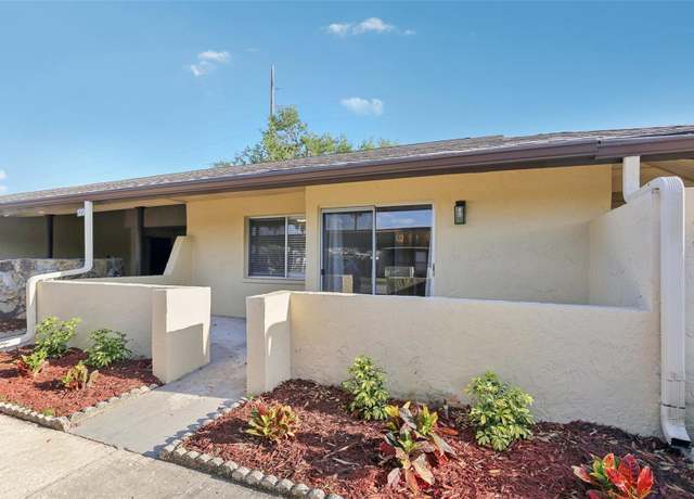 Property at 1203 16th Cir SE, Largo, FL 33771, 2 beds, 2 baths