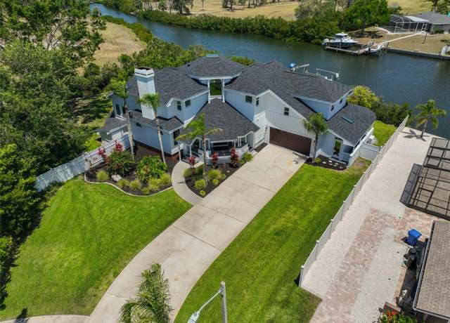Property at 945 Bunker View Dr, Apollo Beach, FL 33572, 4 beds, 3.5 baths