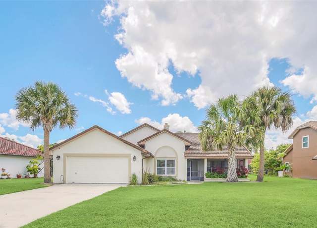 Property at 2445 Ravendale Ct, Kissimmee, FL 34758, 3 beds, 2 baths